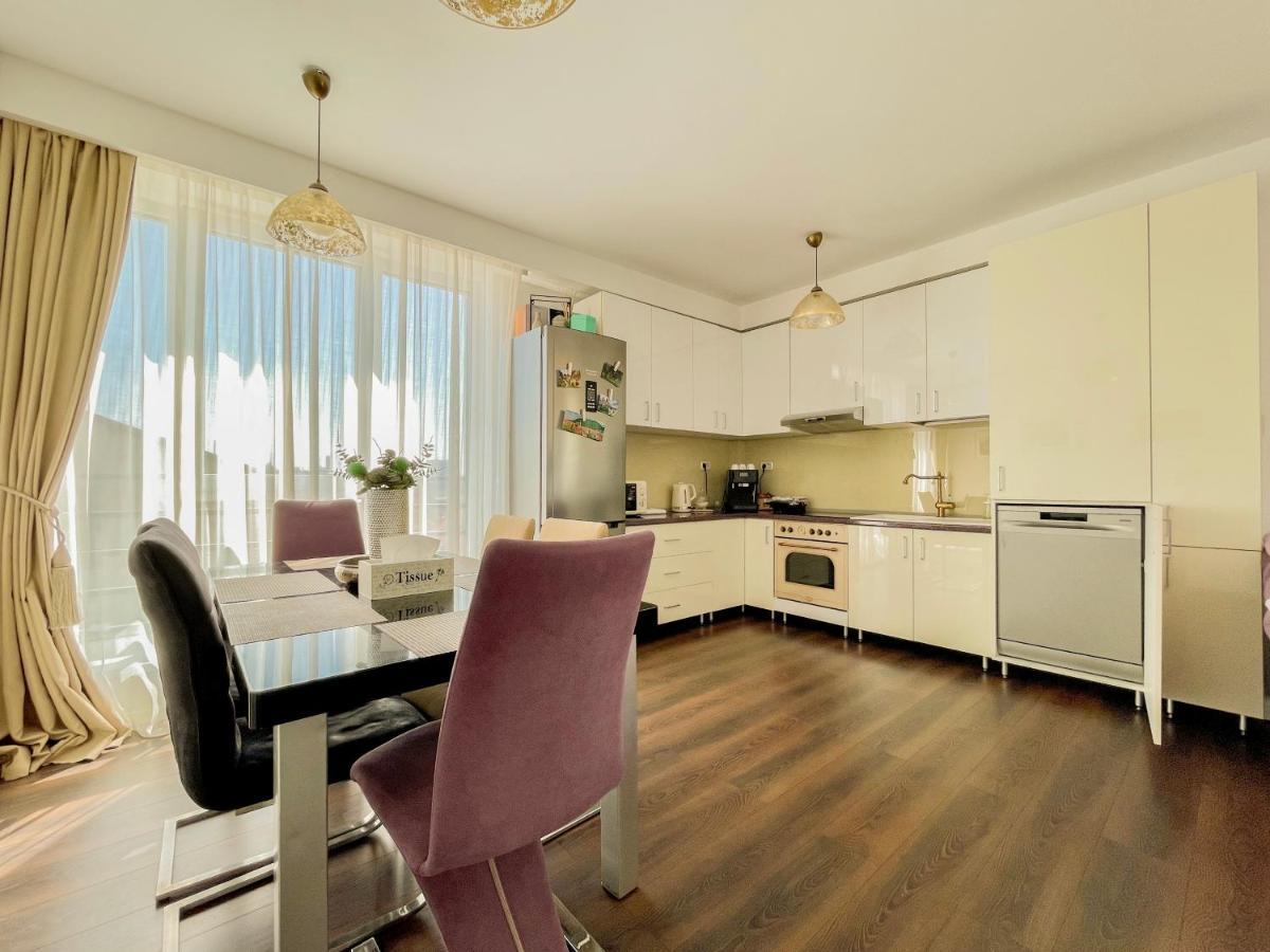 Central Premium Apartment Брашов Экстерьер фото