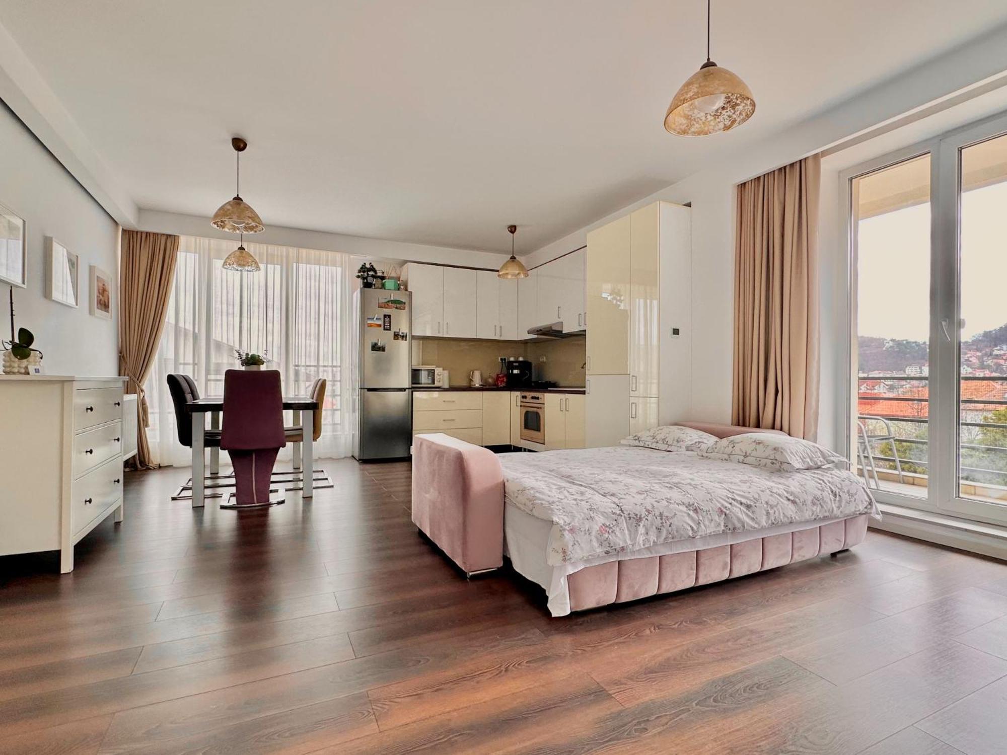 Central Premium Apartment Брашов Экстерьер фото
