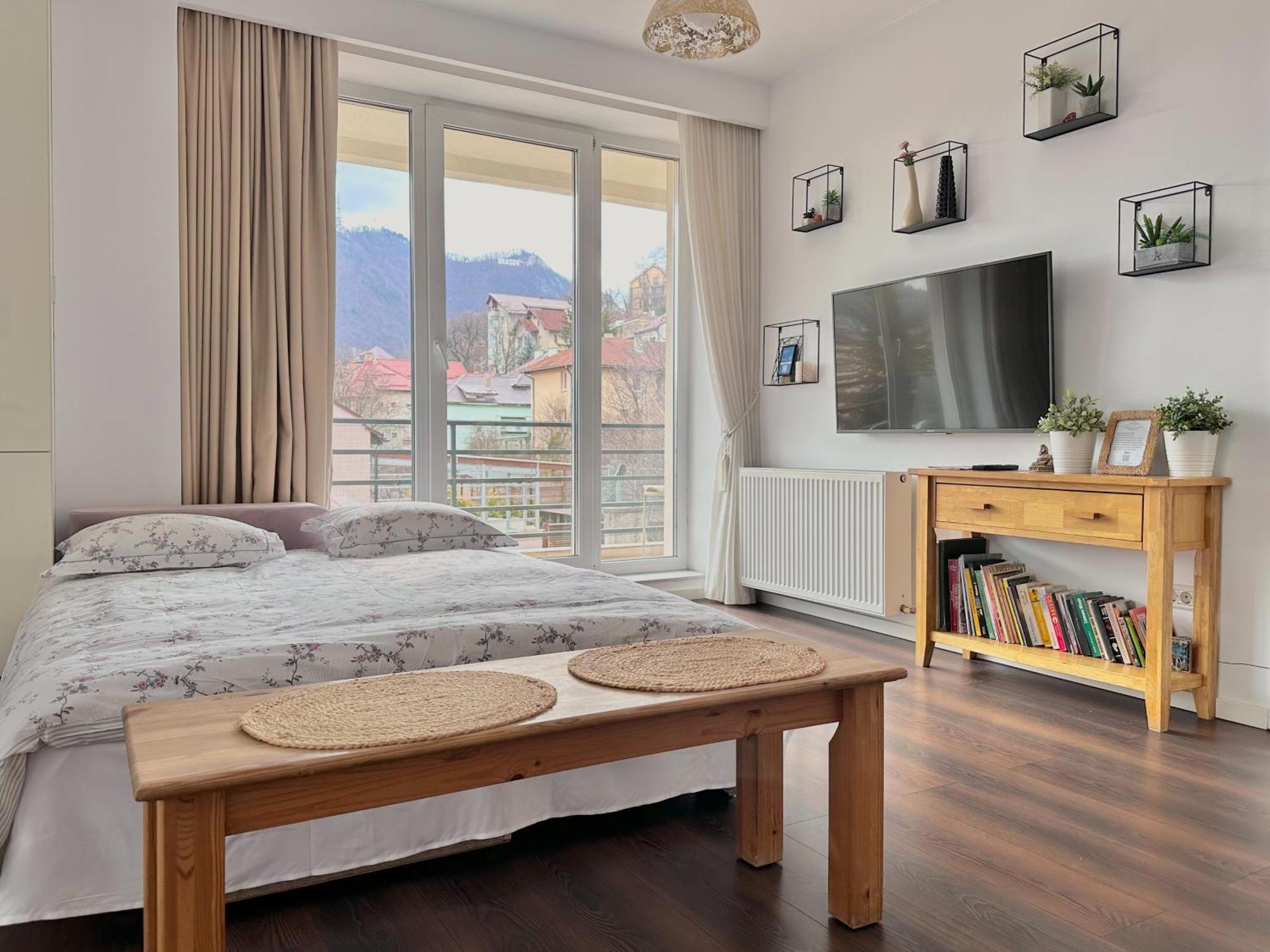 Central Premium Apartment Брашов Экстерьер фото