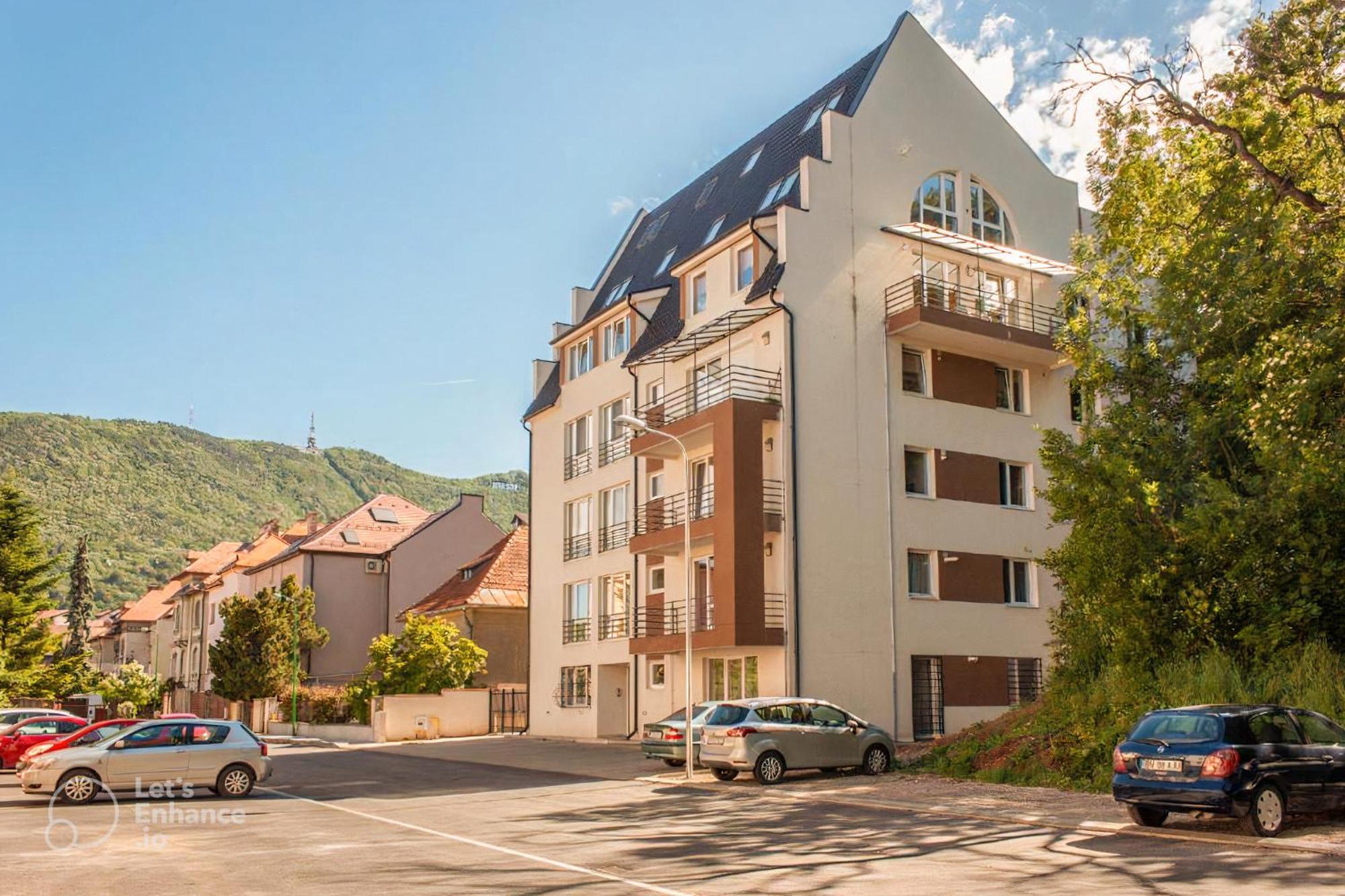 Central Premium Apartment Брашов Экстерьер фото