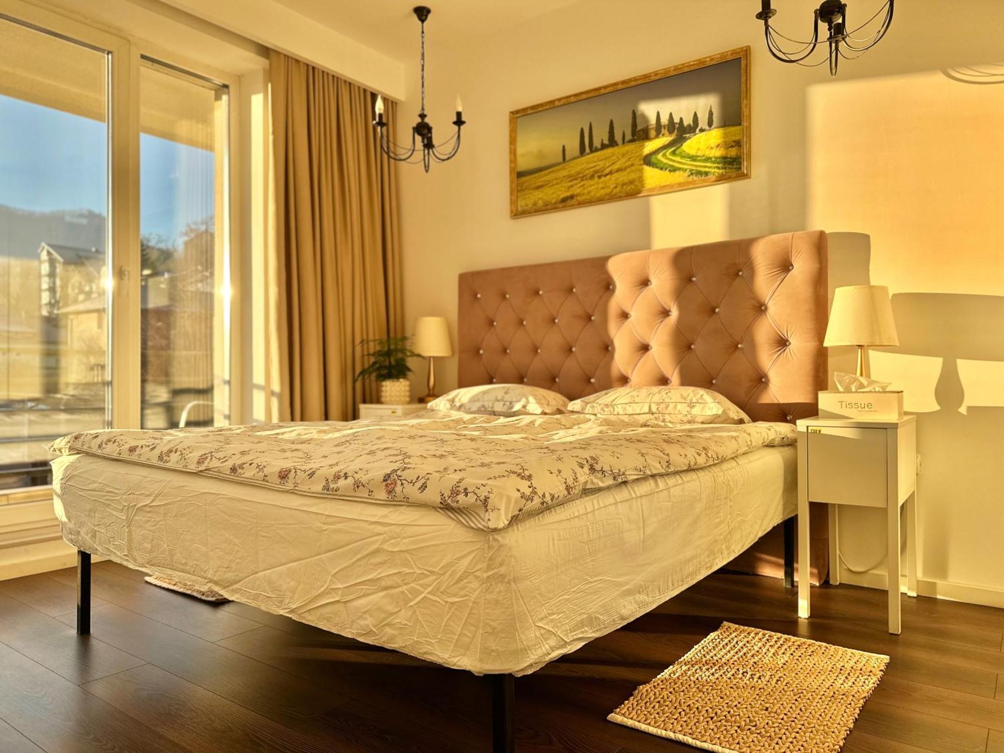 Central Premium Apartment Брашов Экстерьер фото